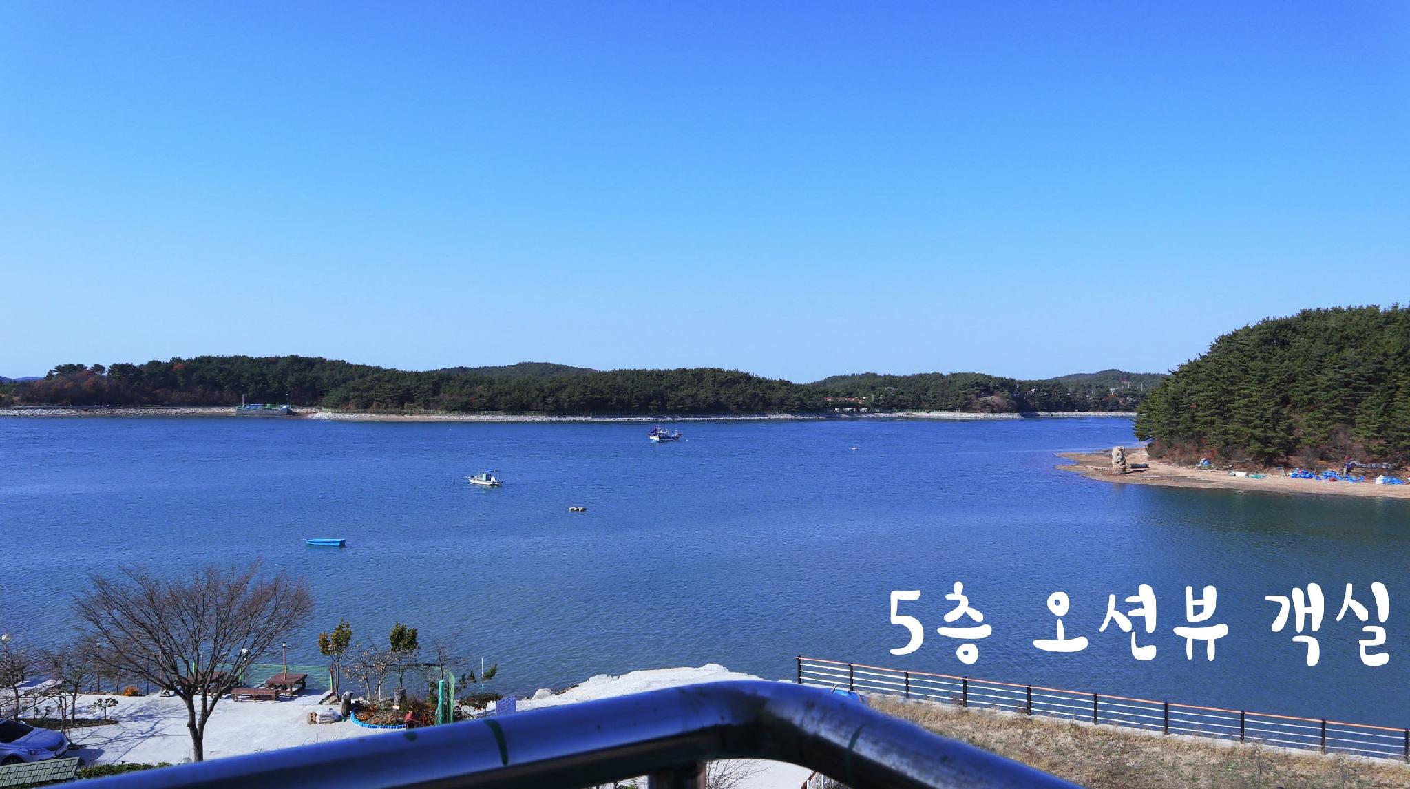 태안 아이니 펜션 (Taean Aini Pension)