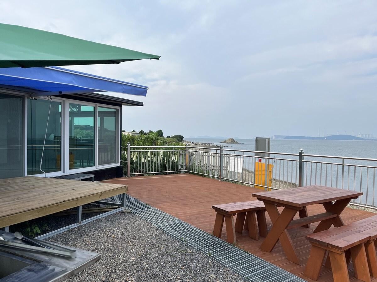 Dangjin 소난지도 오션뷰 독채 펜션 (PINK-B) (Dangjin Sonanjido Ocean View Private Pension (PINK-B))