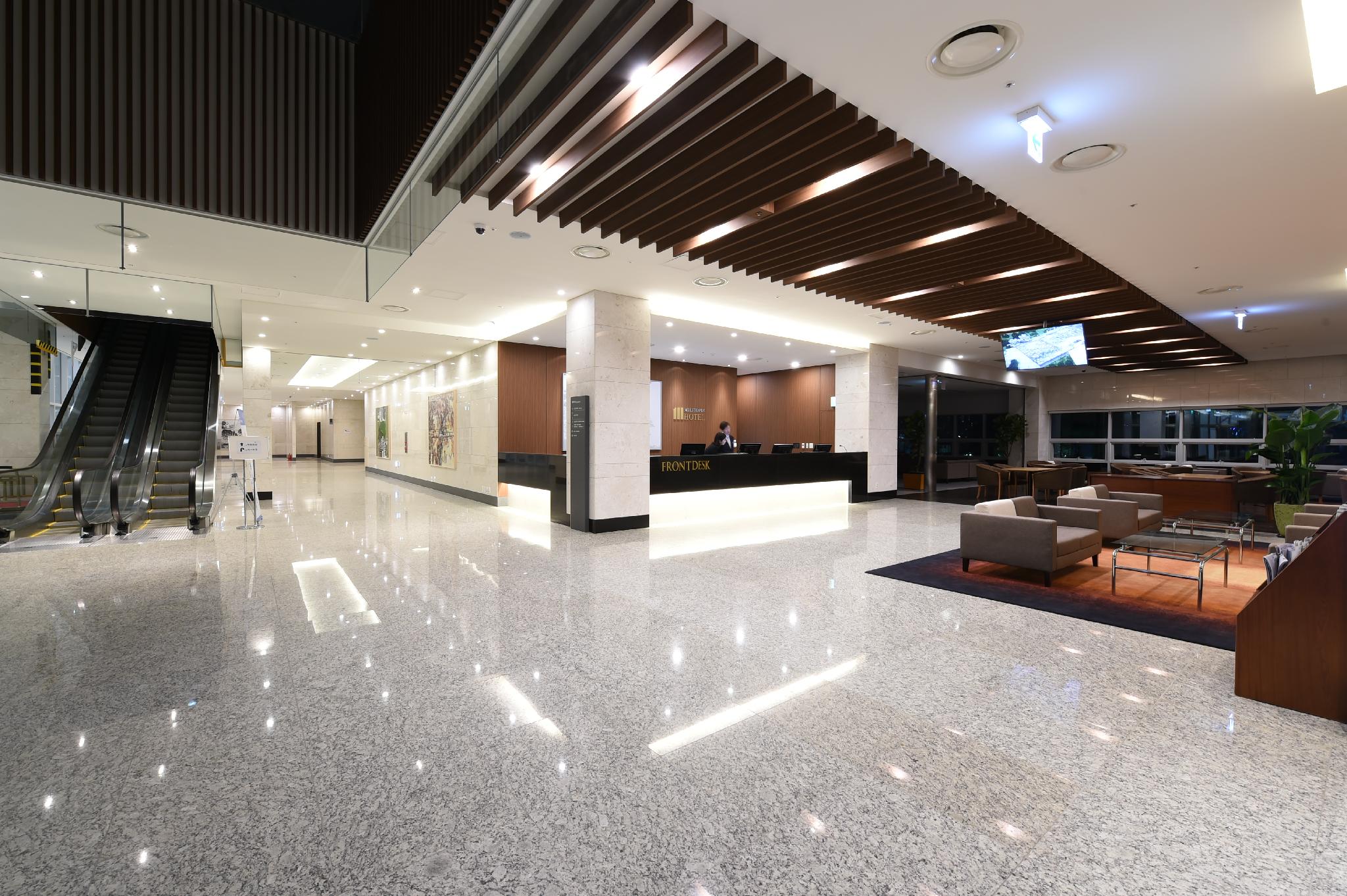 밀리토피아 호텔 바이 마린 (Militopia Hotel by MARINE)