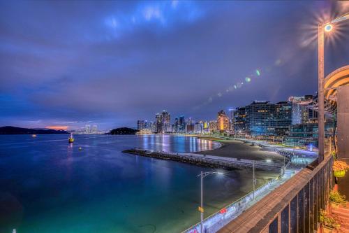 미포 오션사이드 호텔 (Mipo Oceanside Hotel)