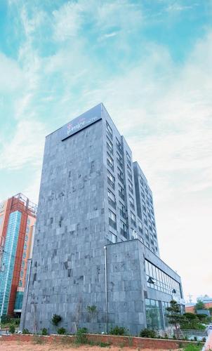 군산 리틀 프린스 콘도 (Gunsan Little Prince Condo)