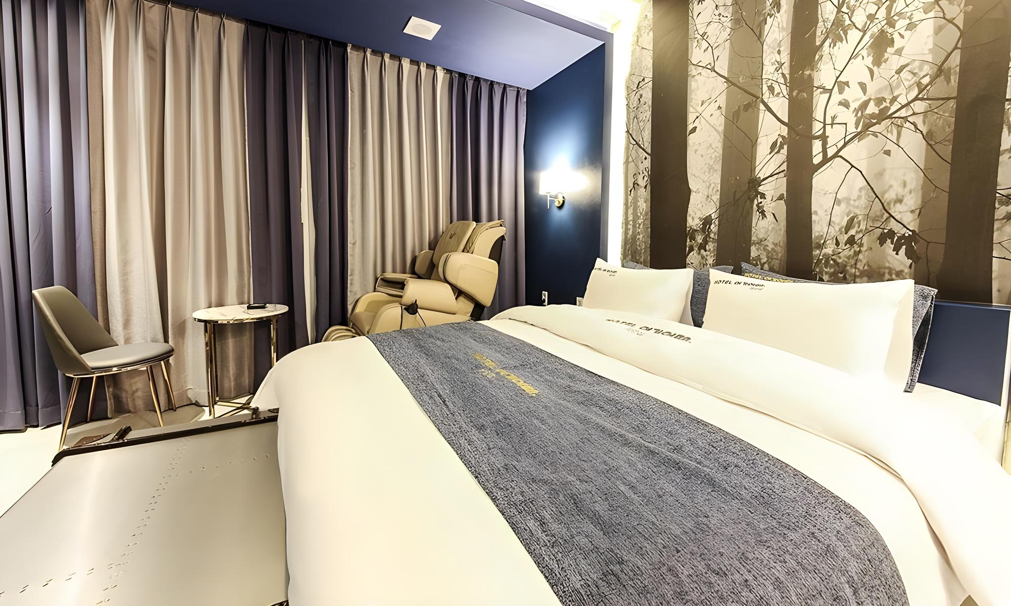 호텔 여기어때 광양점 (Hotel Yeogiuhtte Gwangyang Drive-in)