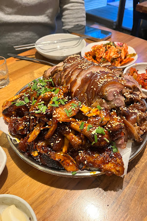 야탑옹기족발