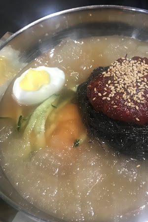 한돈참숯꼬기 본점