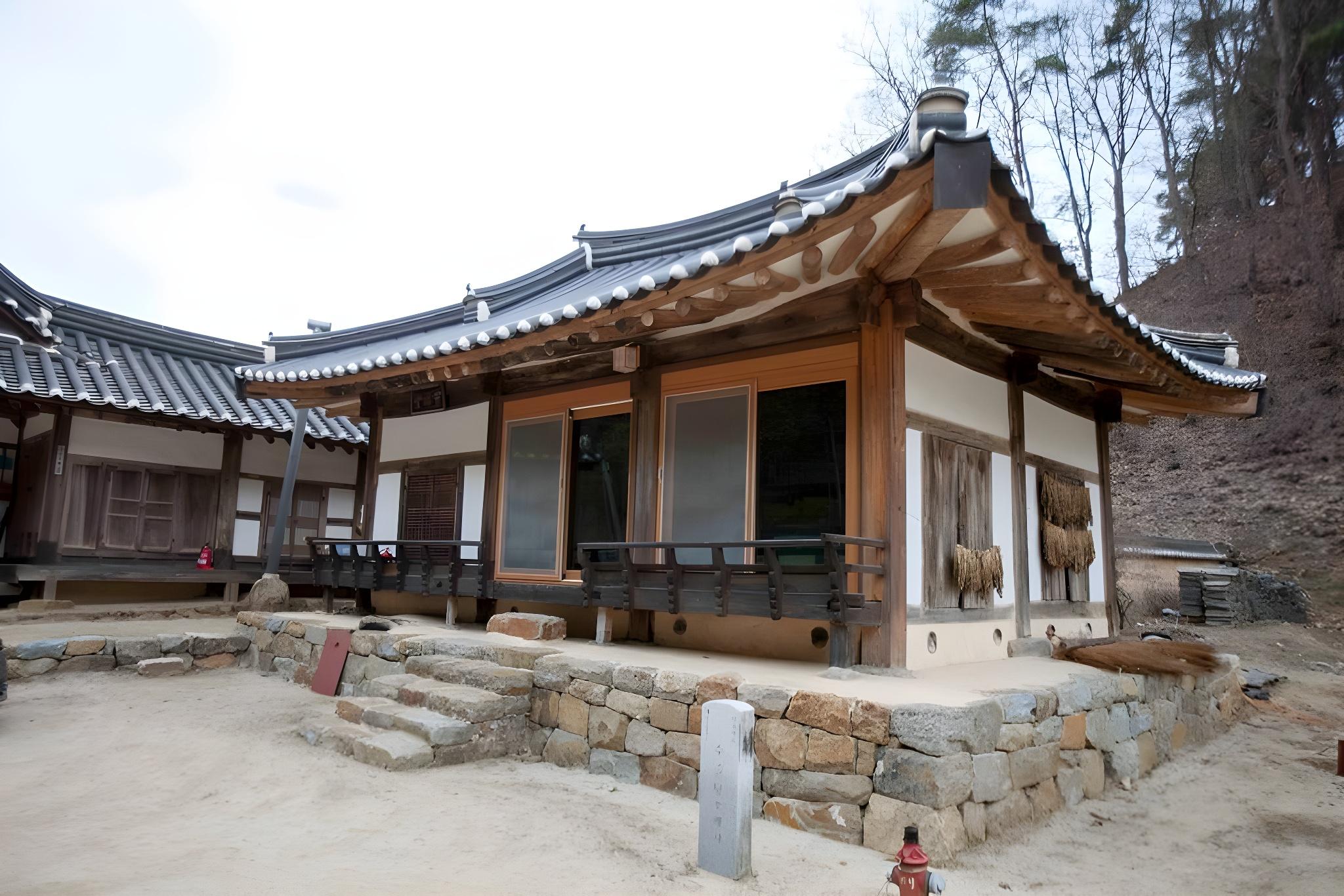 수졸당 고택 (Sujoldang Hanok Guesthouse)