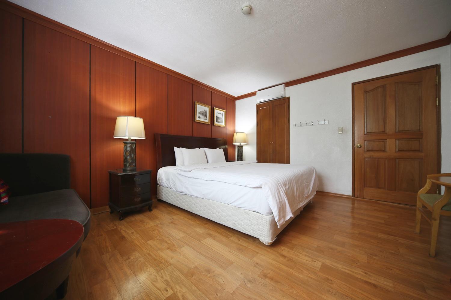 울진 백암 스프링스 호텔 (Uljin Baekam Springs Hotel)