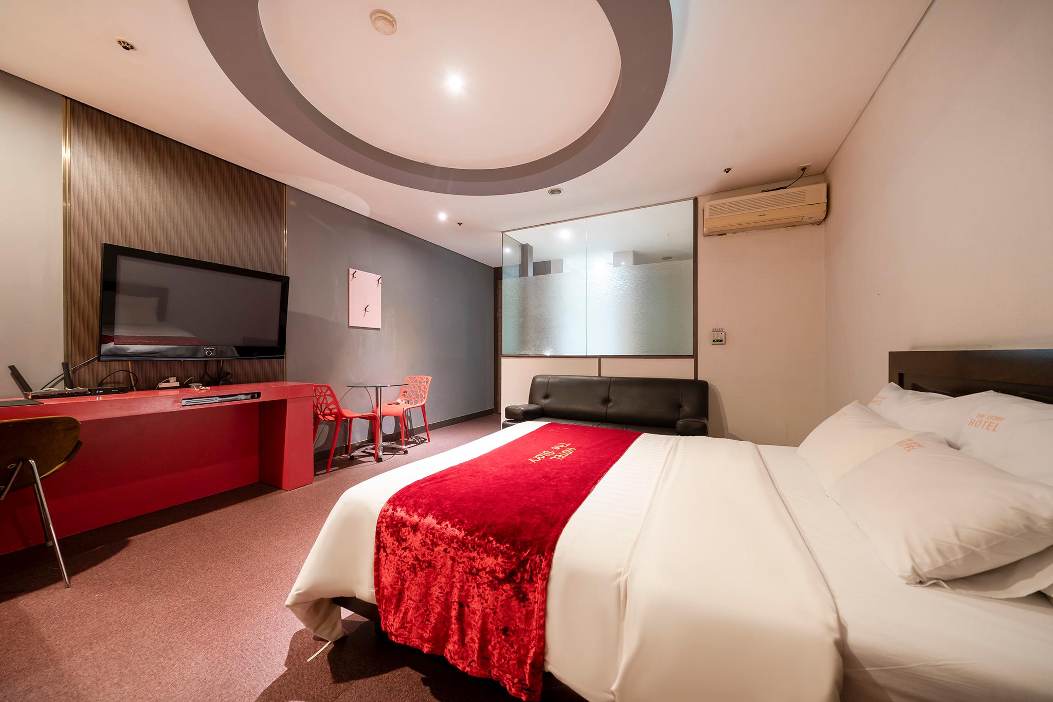 Story Hotel