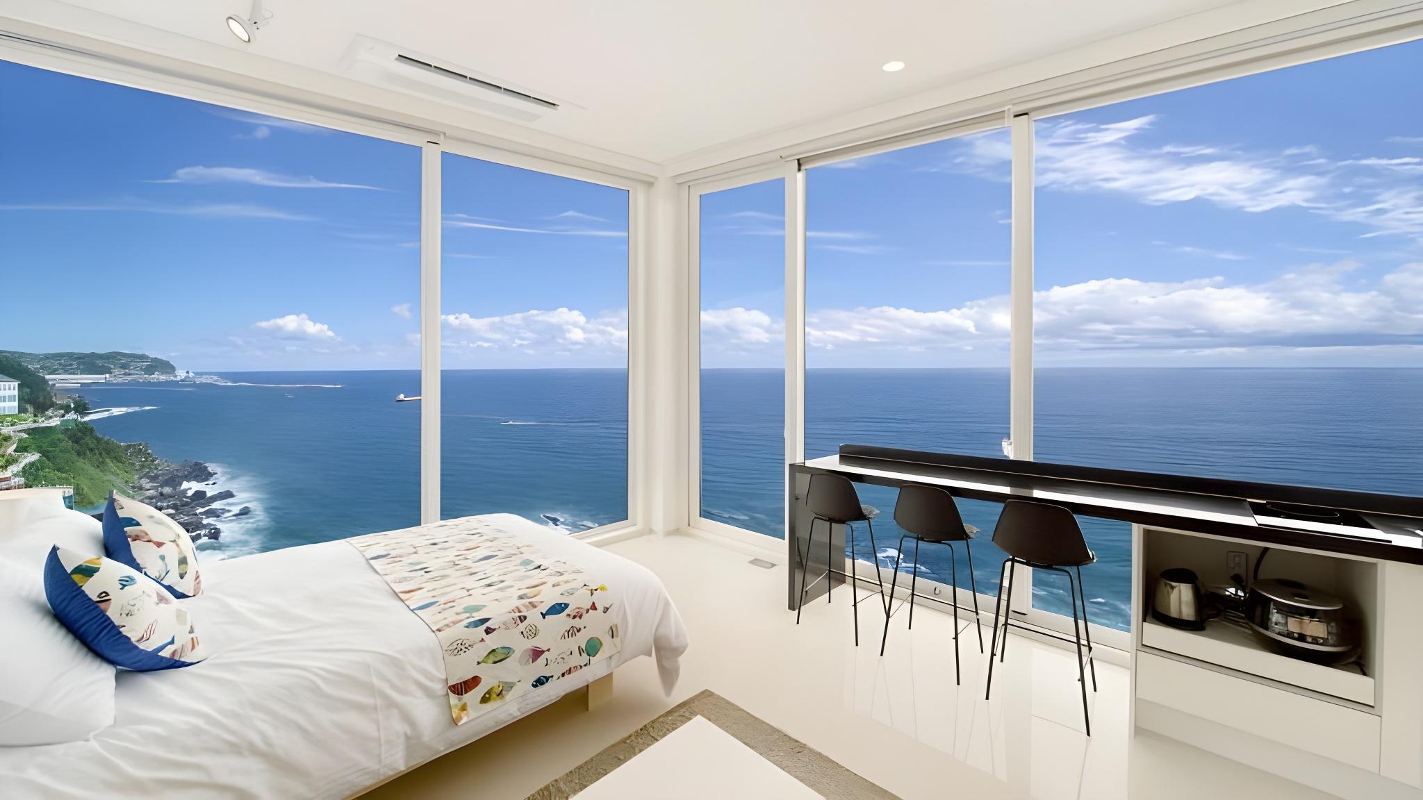 삼척 비치힐풀빌라 (Samcheok Beach Hill Pool Villa)