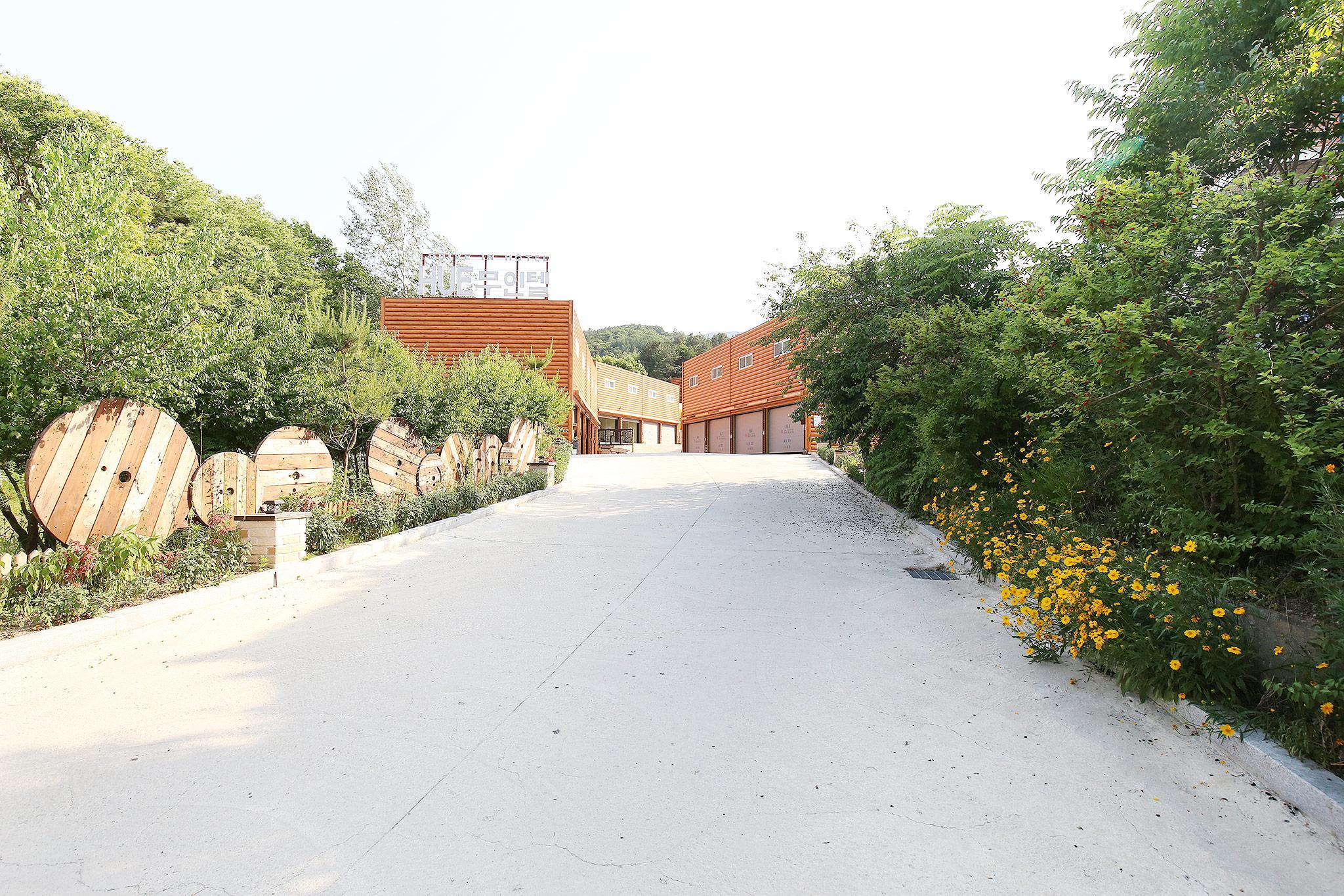 충주 휴 드라이브인 (Chungju Hue Drive-In)