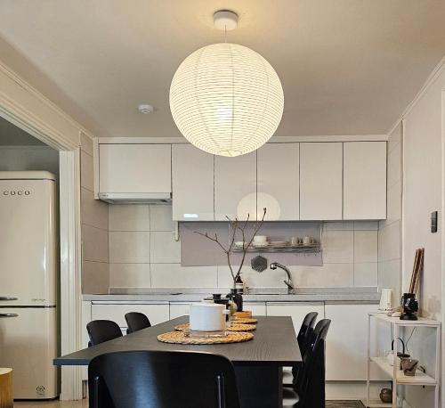 SERENE - Designers 2BR Retreat near KSPO, Asan Hospital, Jamsil