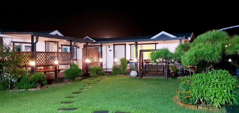담양 정원펜션 (Damyang Jeongwon Pension)