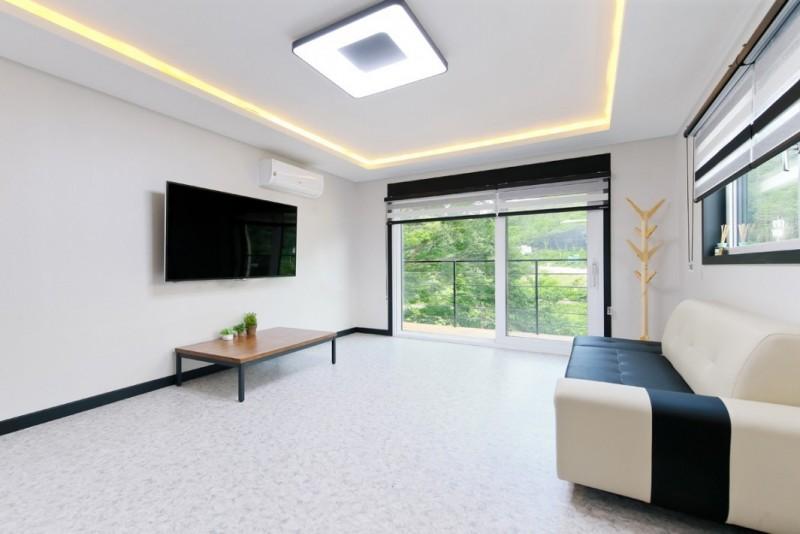 단양 수리수리봉봉2호점펜션 (Danyang Suri Suri Bongbong 2nd Branch Pension)