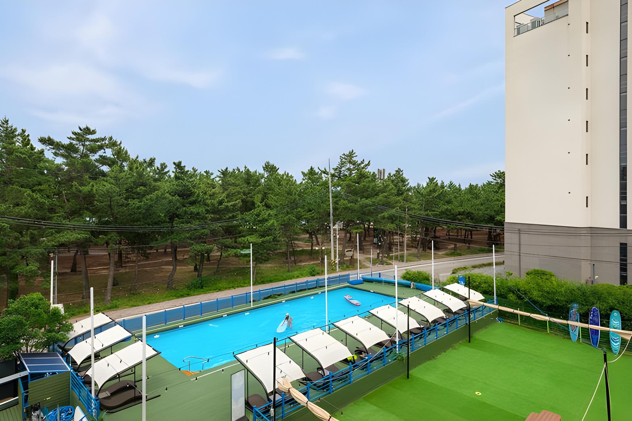 Gangneung Mengen Surf