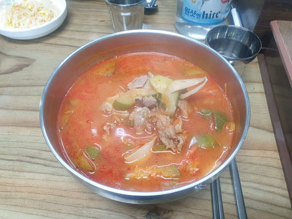 열선수애호박찌개국밥 본점
